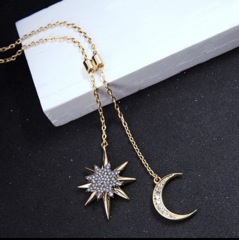 🌙🌟Moon & Star necklace🌙🌟